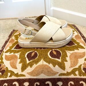 MIA little girls beige espadrille sandals with Velcro strap EUC